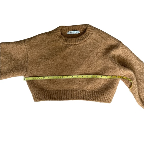 Zara, Crop Fuzzy Sweater, Size Snall - Picture 8 of 9